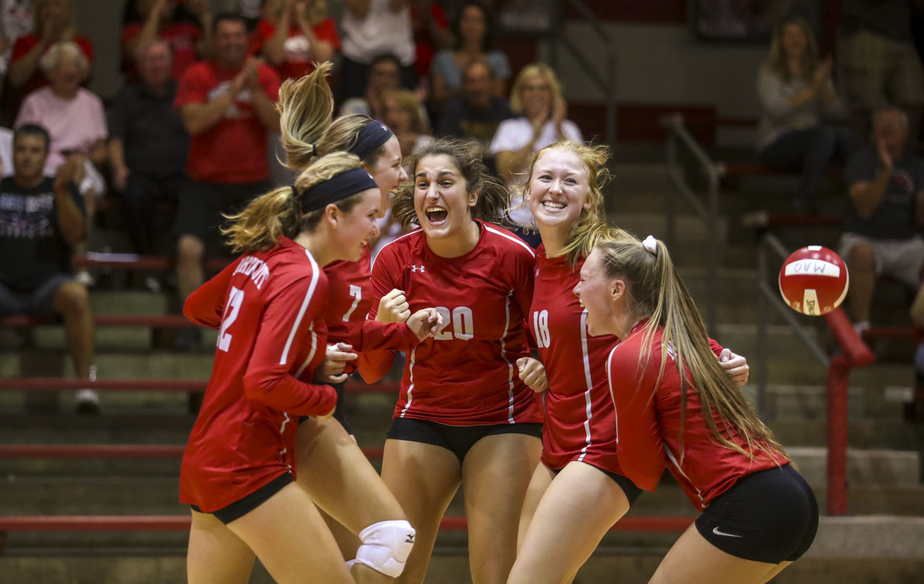 082118-mac-volleyball-009